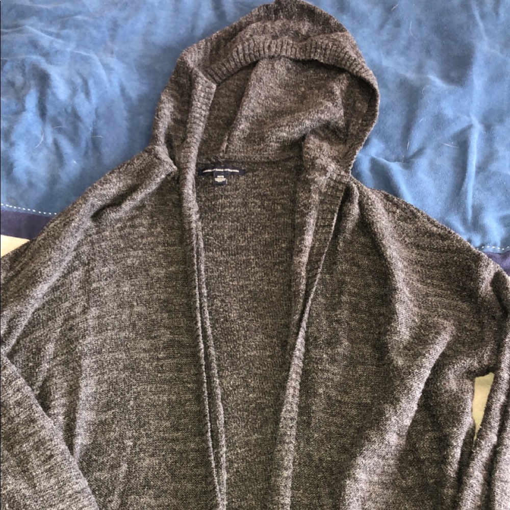 Cardigan - Picture 2 of 4